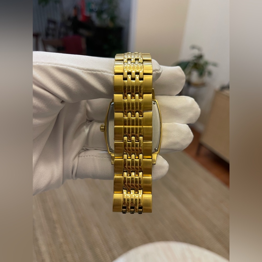 Bulova
Silver colored/Yellow gold toned steel
ref C969744 - Picture 11 of 16